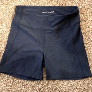 Outdoor Voices Shorts, size M